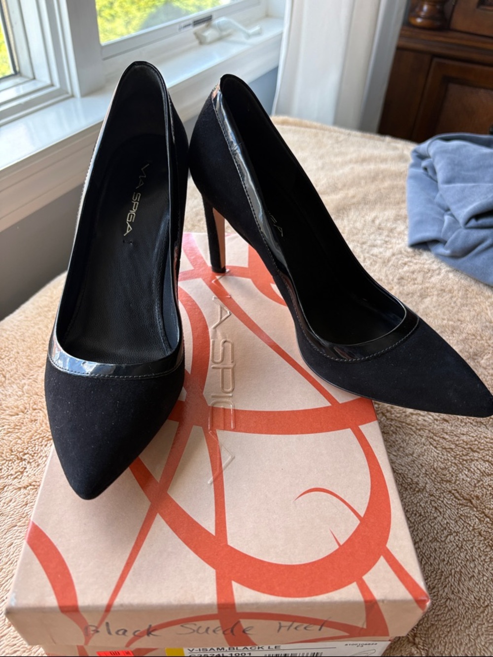 Via Spiga Black Suede and patent Pointed Toe Pumps size 7M